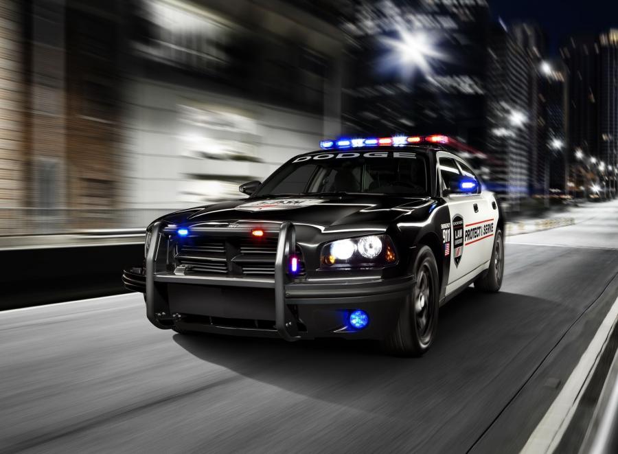 Dodge Charger Police Car 2005 года  (фото 12 из 38)
